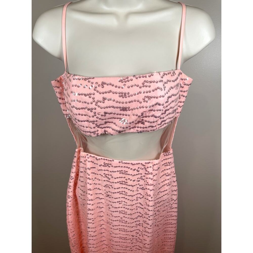 Elegant Pink Sequin Maxi Dress - Picture 4 of 10